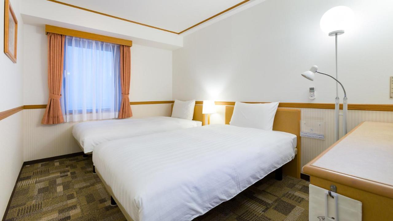 Toyoko Inn Shin-Yatsushiro Ekimae Exterior foto